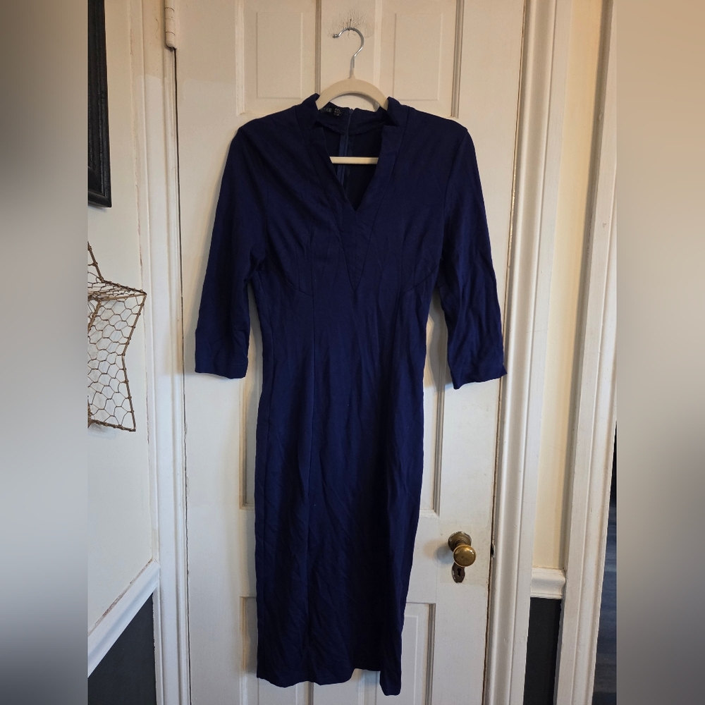 Homeyee Chic Navy Dress